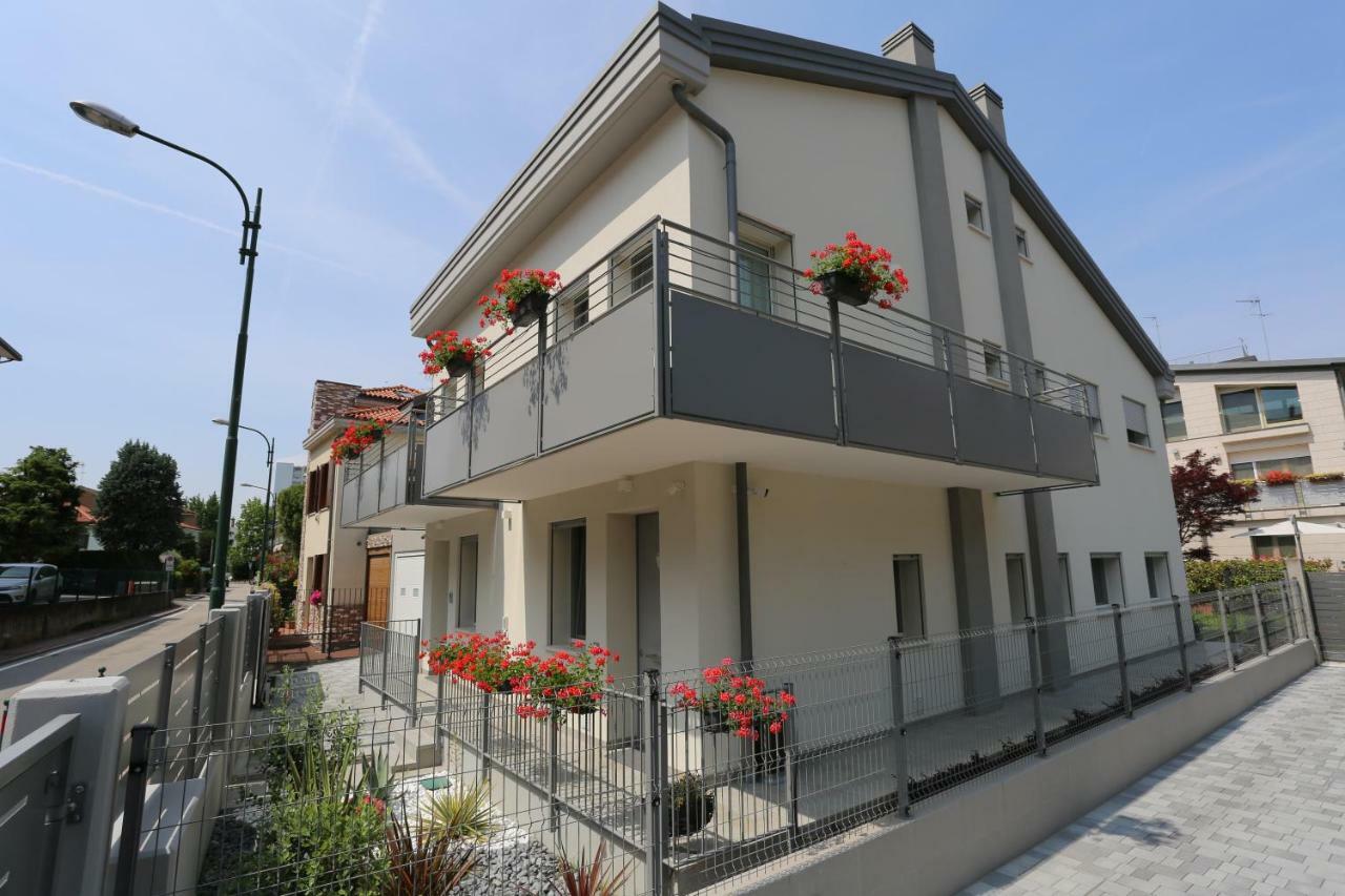 Db Apartments - Dabasso Mestre Luaran gambar
